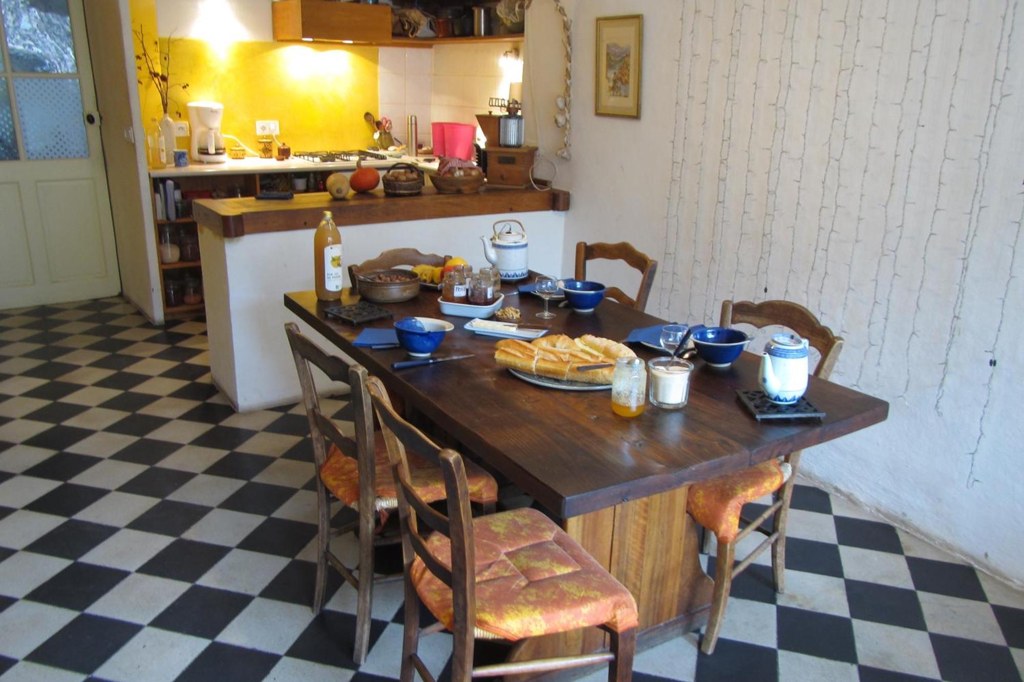 Chambres d'hôtes Laurent Besset Die Extérieur photo